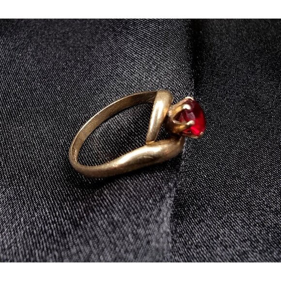 Vintage 10K Yellow Gold Red Spinel Ring Size 6 - Picture 3 of 5